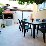 Apartment Zara